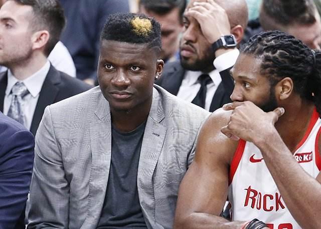 九游体育-8人加盟球队！火箭队休赛期补强联盟第1？斯通为航天城送出大礼