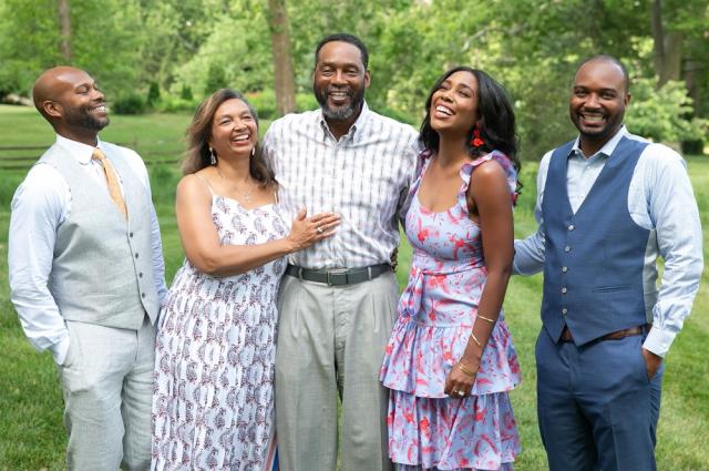 1727621522007055973.png 比分直播-NBA有位“隐形富豪”(三)、给新秀上课传授理财知识