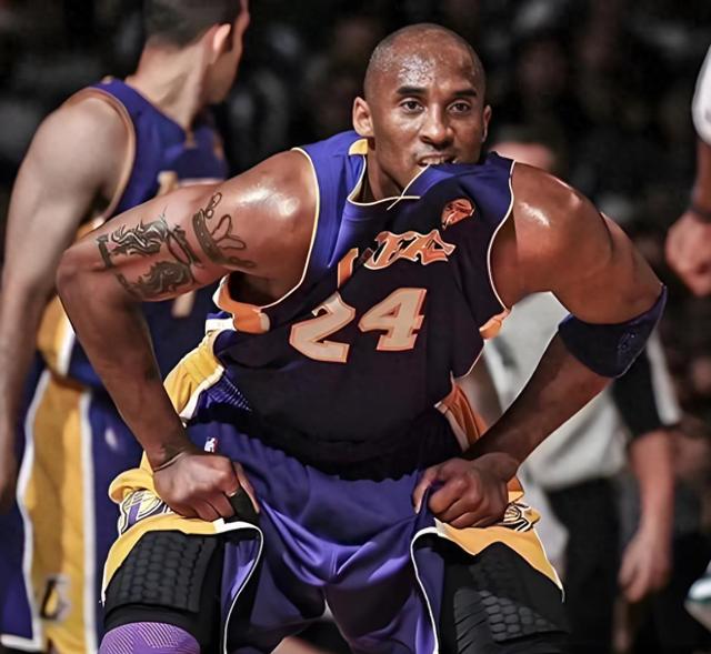 单场仅拿43分太离谱!巅峰科比的个人能力究竟有多强?