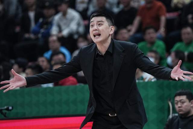 九游娱乐-CBA排名大变天!广东升第二,2大黑马疯狂搅局,辽宁山西难兄难弟