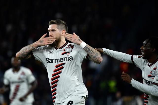 1714736819023086228.png 九游娱乐-将一年前交的学费要回来!阿隆索用老招数复仇罗马