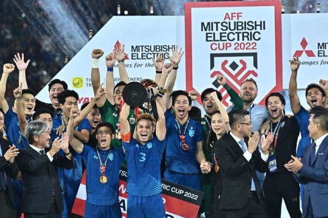 九游体育-​泰国队击败越南蝉联东南亚冠军 朴恒绪抱憾卸任