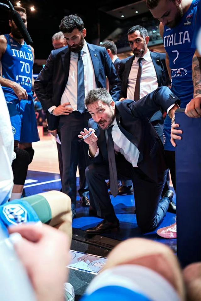 九游体育-欧锦赛激昂之旅戛然而止 意大利男篮留下动情印记