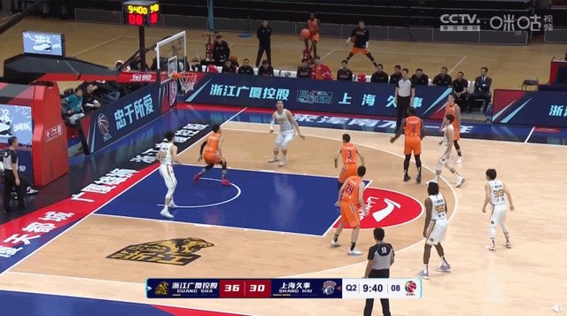 九游体育-【夜读】克莱:一个全场得8分的人,夹他干嘛?